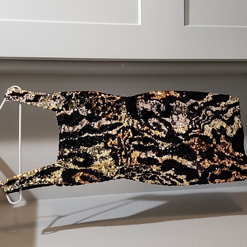 Sequin Black and Gold Dress - Picture 12 of 15